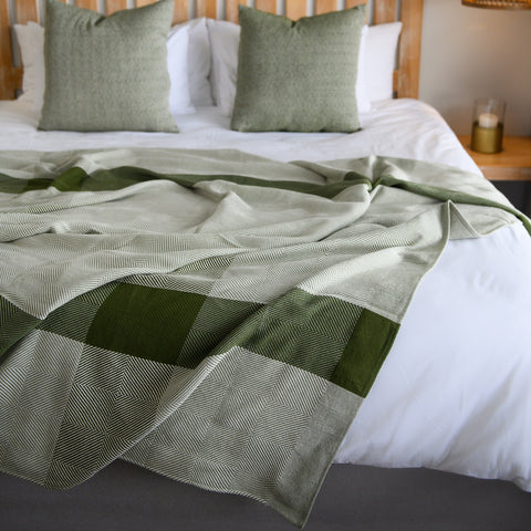 Protea Throw - Geometry | Hunter/Olive