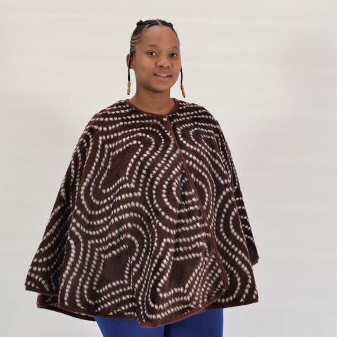 Wearing Cape - Shweshwe | Choc/Natural